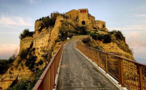 Civita di Bagnoregio Travelmundi