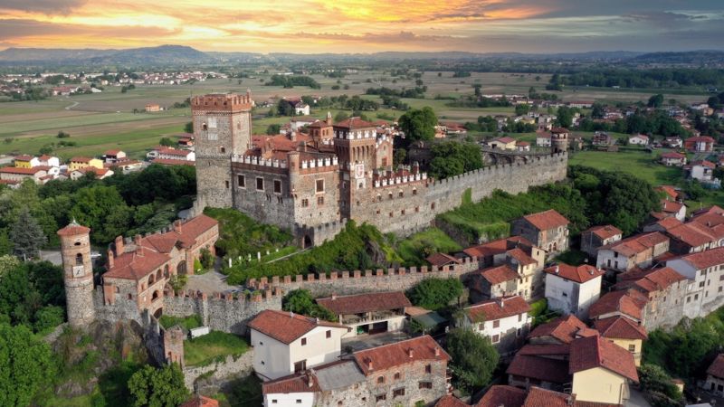Castello di Pavone Canavese