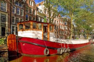 Houeboat Travelmundi