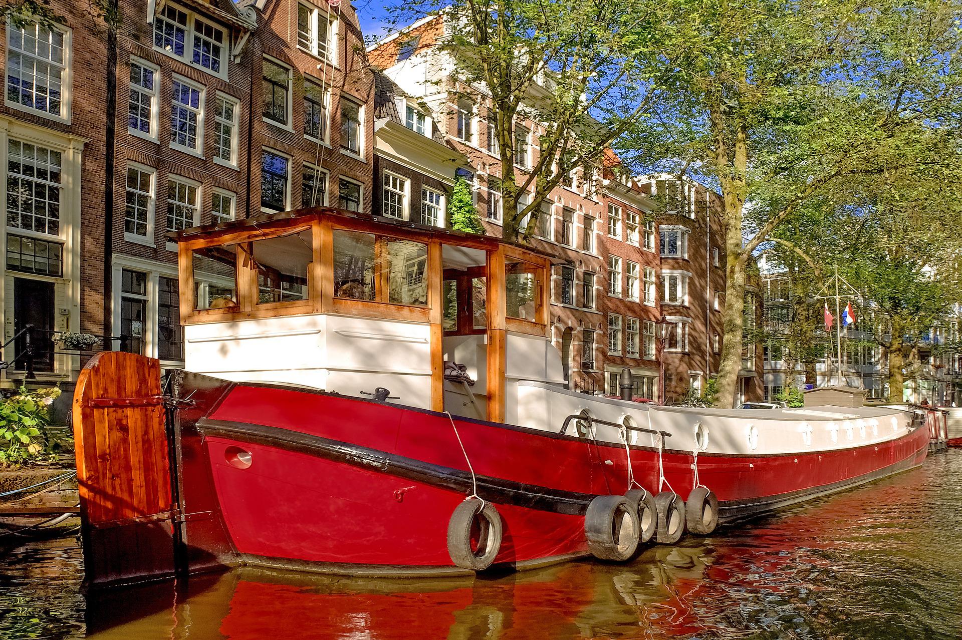Houeboat